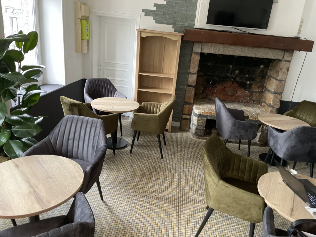 Réservez le Café Pomme pour vos événements : Banquets et repas familiaux